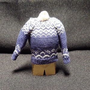 2&quot; Breanne sweater-miniature sweater