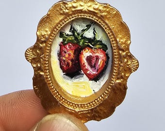 Miniature Strawberry Oil Painting: Realistic Dollhouse Kitchen Art in Gold Frame