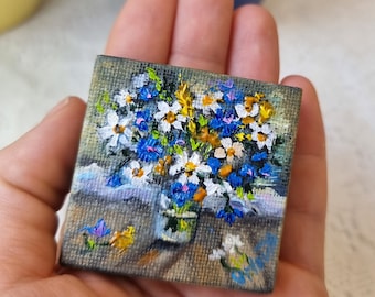 Tiny bouquet of wildflowers with daisies. Oil small original  painting.Flower oil art. Mini canvas with easel. Ukrainian artist