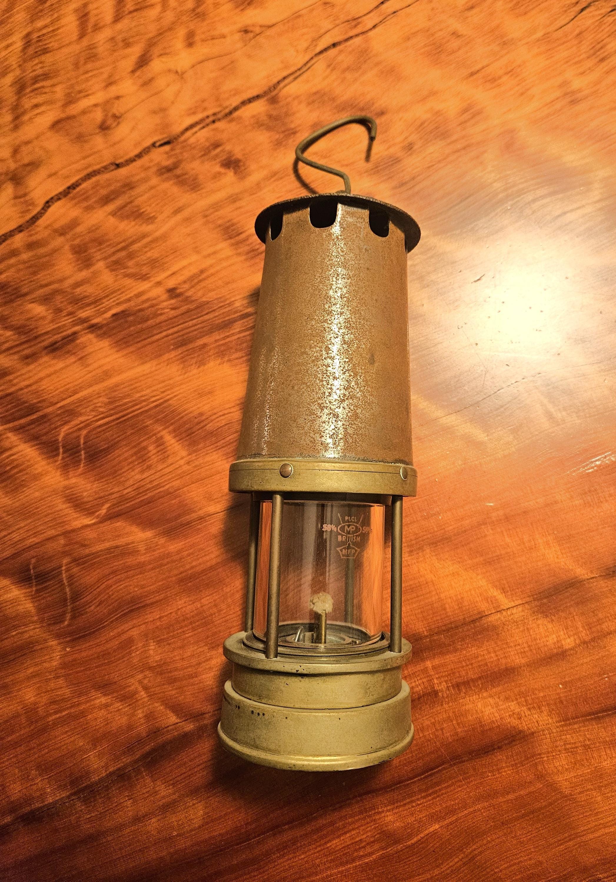 Oil Burning Lantern Vintage LED Oil Lamp Kerosene Lamp