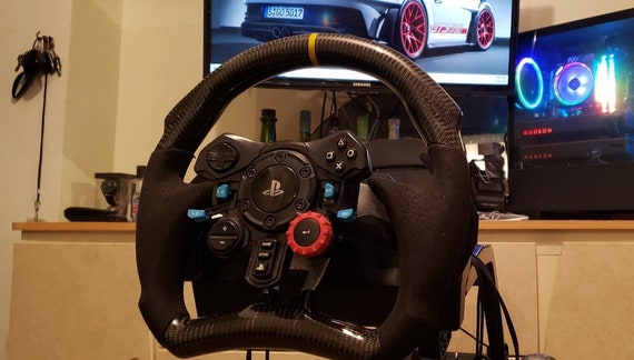Logitech G27 on PS4 with M4 Converter 