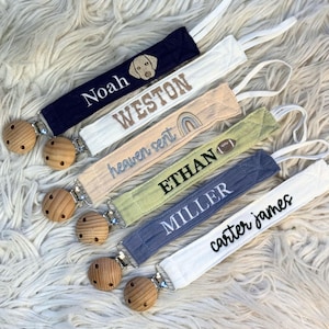 Monogrammed Pacifier Clips| Paci Clip| Pacifier Holder | Embroidered Custom Baby Shower Gift| Personalized Baby Gift | Baby Shower Gift