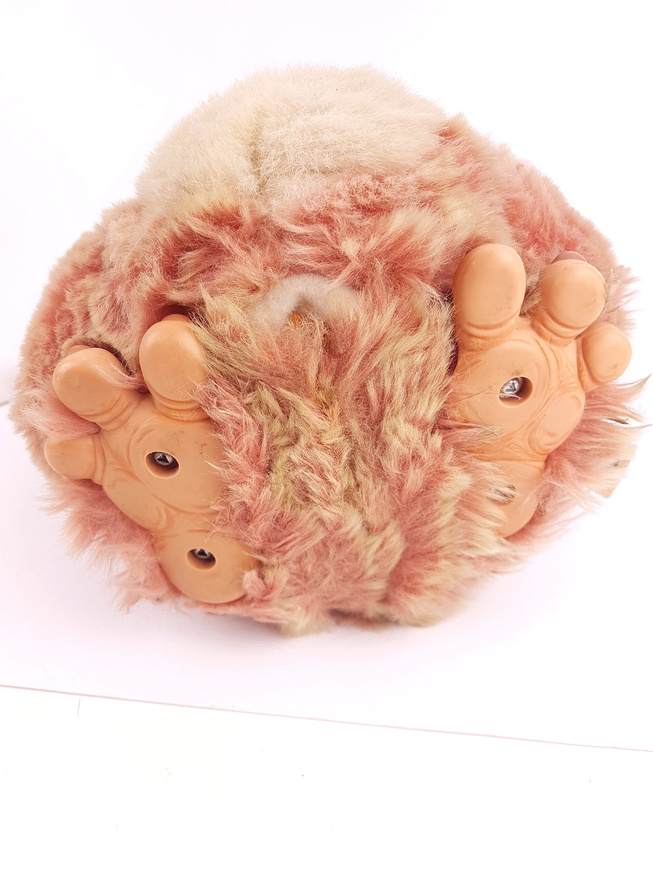 Furby Red Velvet 2005 NOT WORKING Very Rare ファービ Furby 2 Furby Red Velvet 2005 NOT WORKING Very Rare ファービ Furby 2