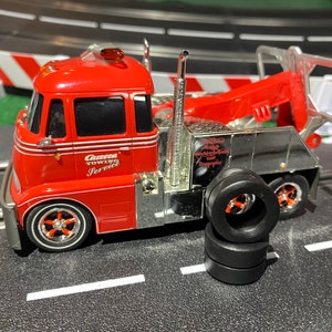 Carrera Truck, Track Cleaner Rear Tires (1 Pair)