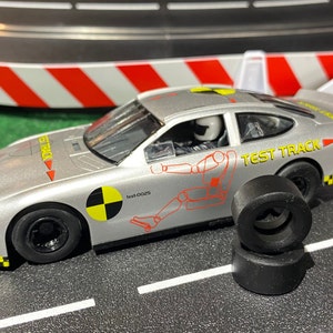 Scalextric NASCAR Ford Taurus, Car of Tomorrow Rear Tires (1 Pair)