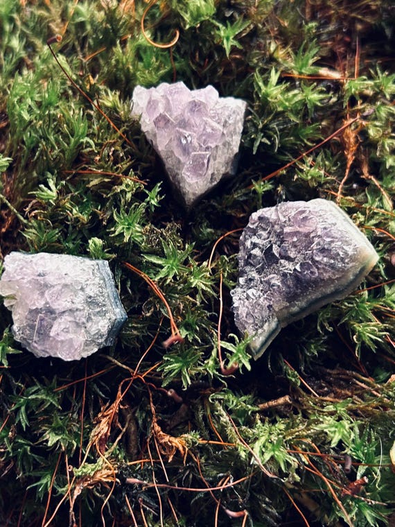 Witch’s Listening Stone: for Dreams, Intuition, Guidance