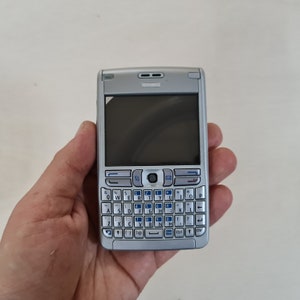 Nokia E61 Smartphone. Works