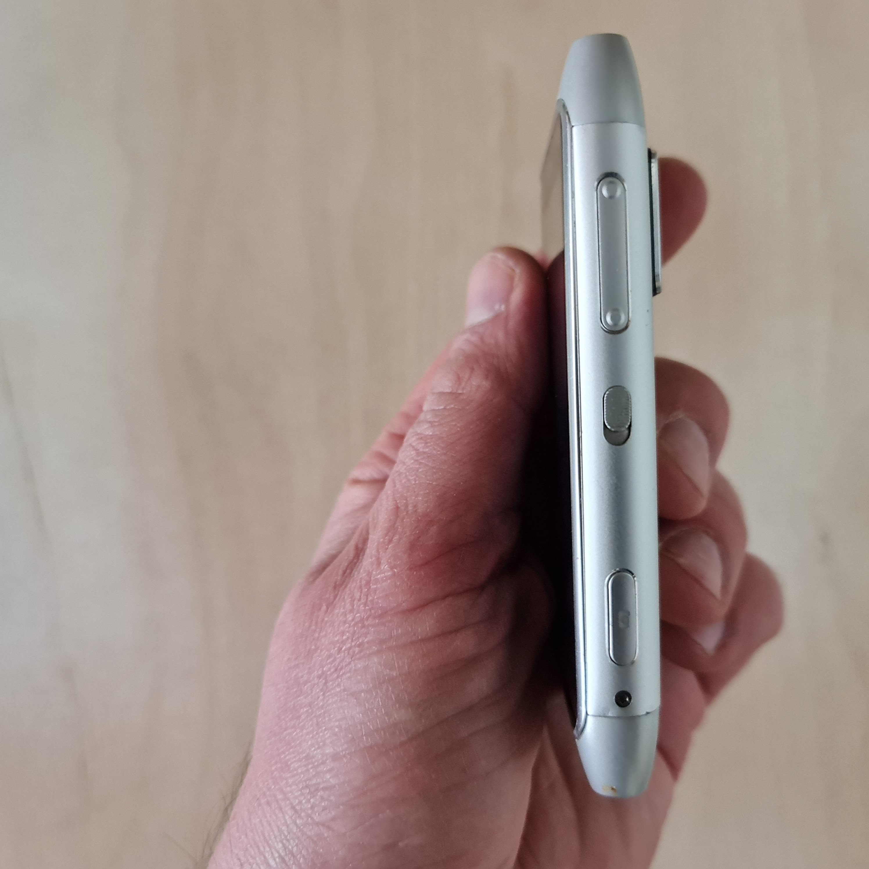 ビンテージ Nokia N8-00 スマートフォン。動作します。 - Etsy 日本