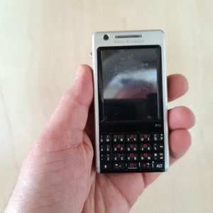 Y2K. Vintage Sony Ericsson P1i Cell Phone. Works