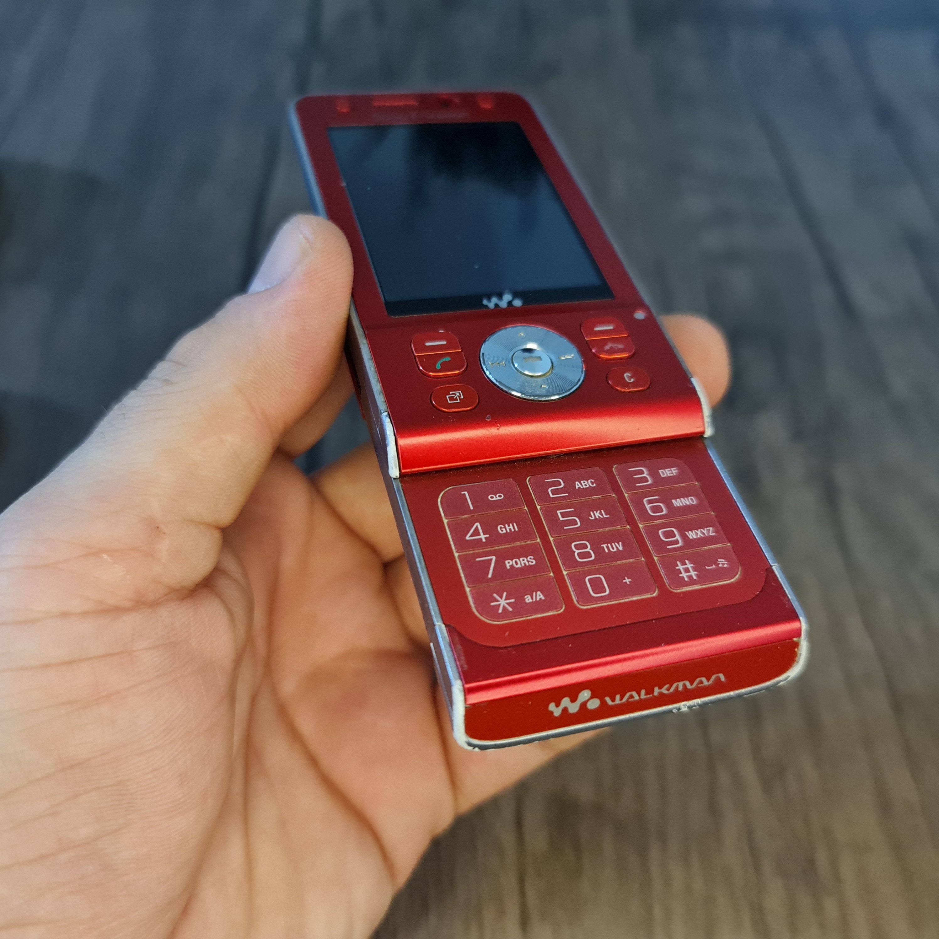 Sony Ericsson w910i. Works