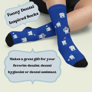 Chaussettes dentaires drôles bleu foncé, cadeau de chaussettes d&#39;équipe dentaire, cadeau de chaussettes d&#39;équipe d&#39;hygiène dentaire, cadeau d&#39;assistante dentaire, cadeau neutre entre les sexes