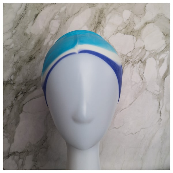 Ajouter un article Doublure en silicone imperméable à l’eau pour les turbans de natation et les bonnets de bain laineux