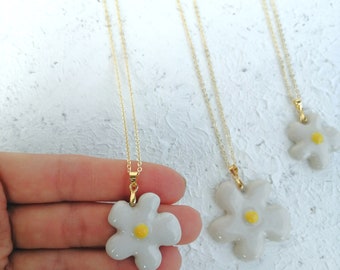 Daisy Flower Necklace | Gift for Her | Minimalist Daisy Necklace | Flower lover necklace