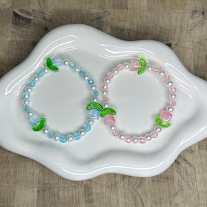 Flower beaded bracelets!