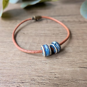 Pulsera de cuero de porcelana azul para hombre / Estilo bohemio sencillo