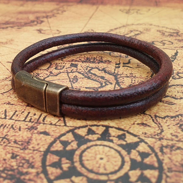 Herren Braun Lederarmband: Vintage Style mit Magnetverschluss