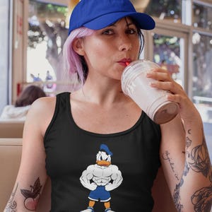 Donald Duck Fitness Shirt, Disney Gym Tank Top, Disney Donald Duck T-Shirt, Funny Gym Shirt, Disney Fitness Outfit, Funny Disney Tank Top Bild 3