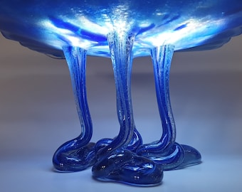 ARCTICA: ein exklusives, einzigartiges Tafelaufsatz aus Kunstglas mit geschmolzener Glasschale