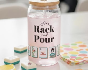 Mahjong Trinkglas mit Plastikstrohhalm für Mahjong Spieler: Rack and Pour Mahjong Tasse für Mahjong Liebhaber Becher Mahjong Party Getränke Gunst