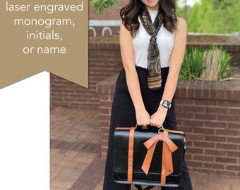 College graduation gift idea for daughter: personalized laptop bag briefcase for office