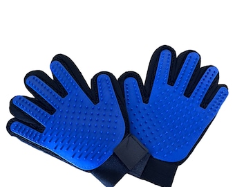 The Equestrian! Grooming Gloves