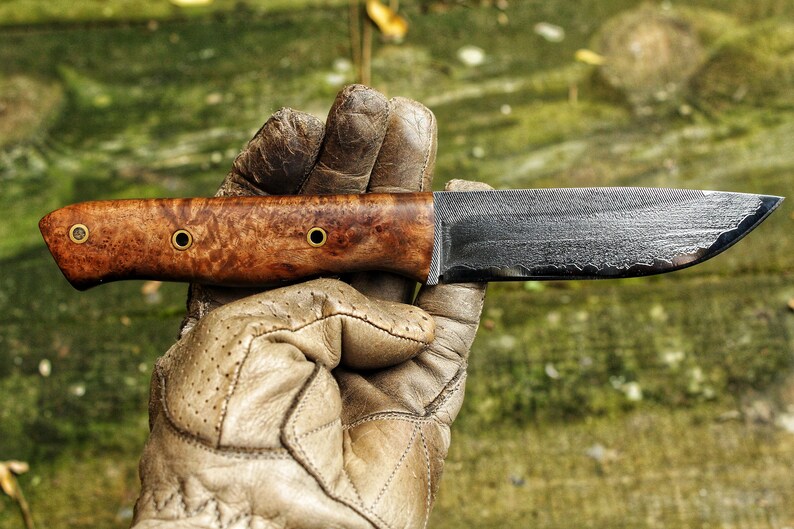 Handmade Custom Knife, W2 Carbon Steel Acid Etching With Root Walnut