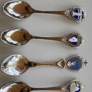 Vintage Collectible Spoons New York, Illinois, US Capitol, Liberty Island NY