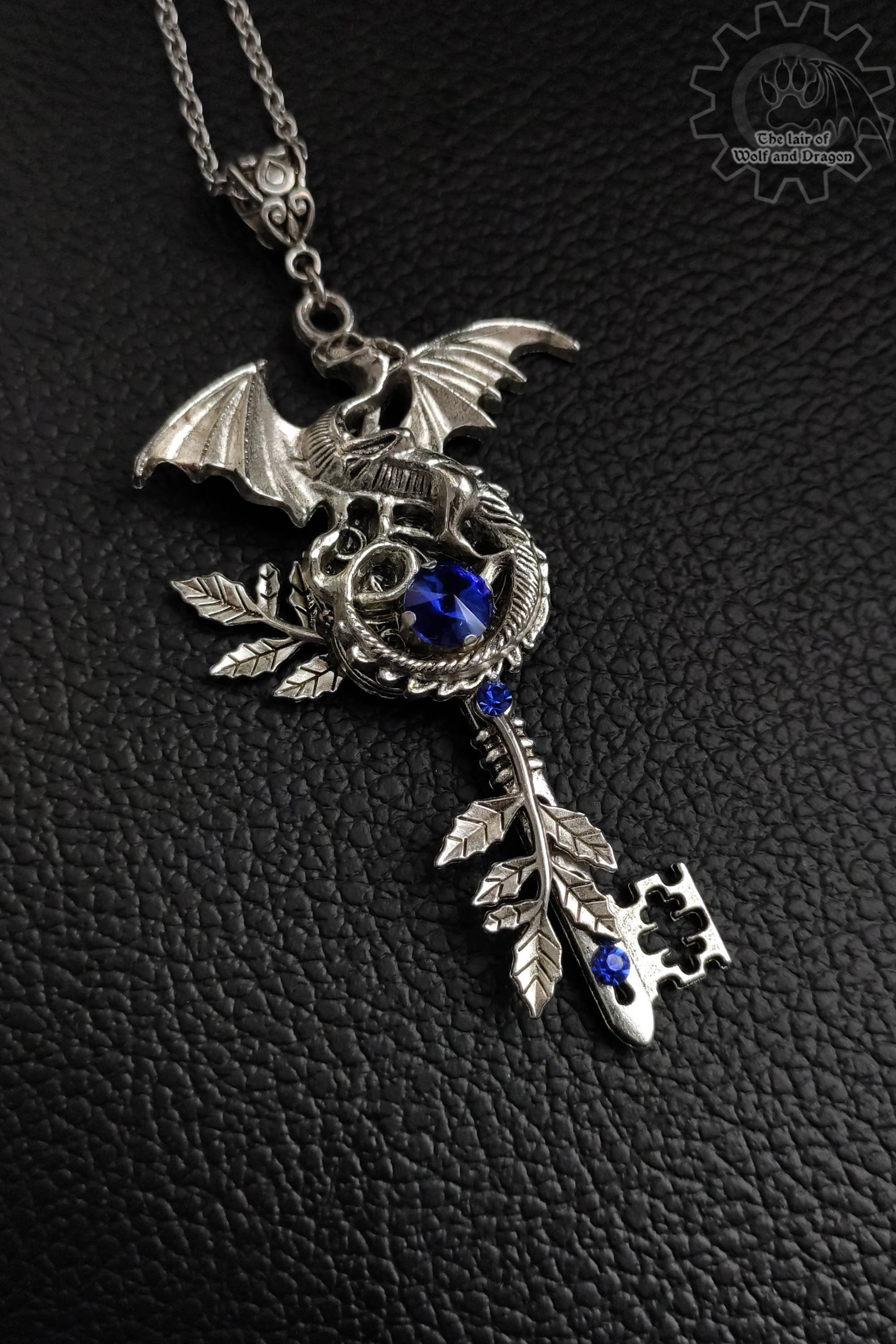 Fantasy Vintage Dragon Eye Key Necklace - Inspire Uplift