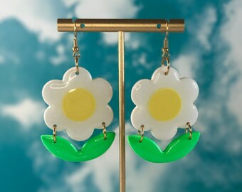 Retro Daisy Dangle Earrings / 60s Earrings / Bright Funky Lightweight Earrings / Festival Accessories / Flower Earrings