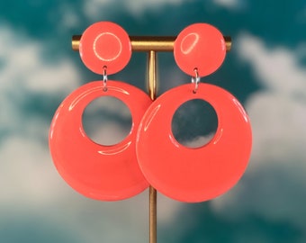 Naranja Mod Hoops / 60s Pendientes retro Pendientes geométricos Pendientes llamativos ligeros Pendientes funky Regalo hecho a mano Pendientes de arcilla polimérica