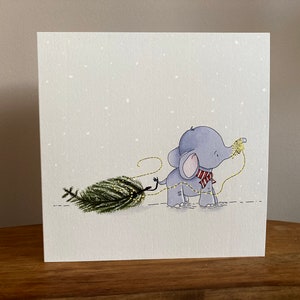 Carte de Noël éléphant avec sapin de Noël et guirlande lumineuse - carte individuelle ou lot avec enveloppe blanche - format carré 15x15 cm - pack de cartes de Noël