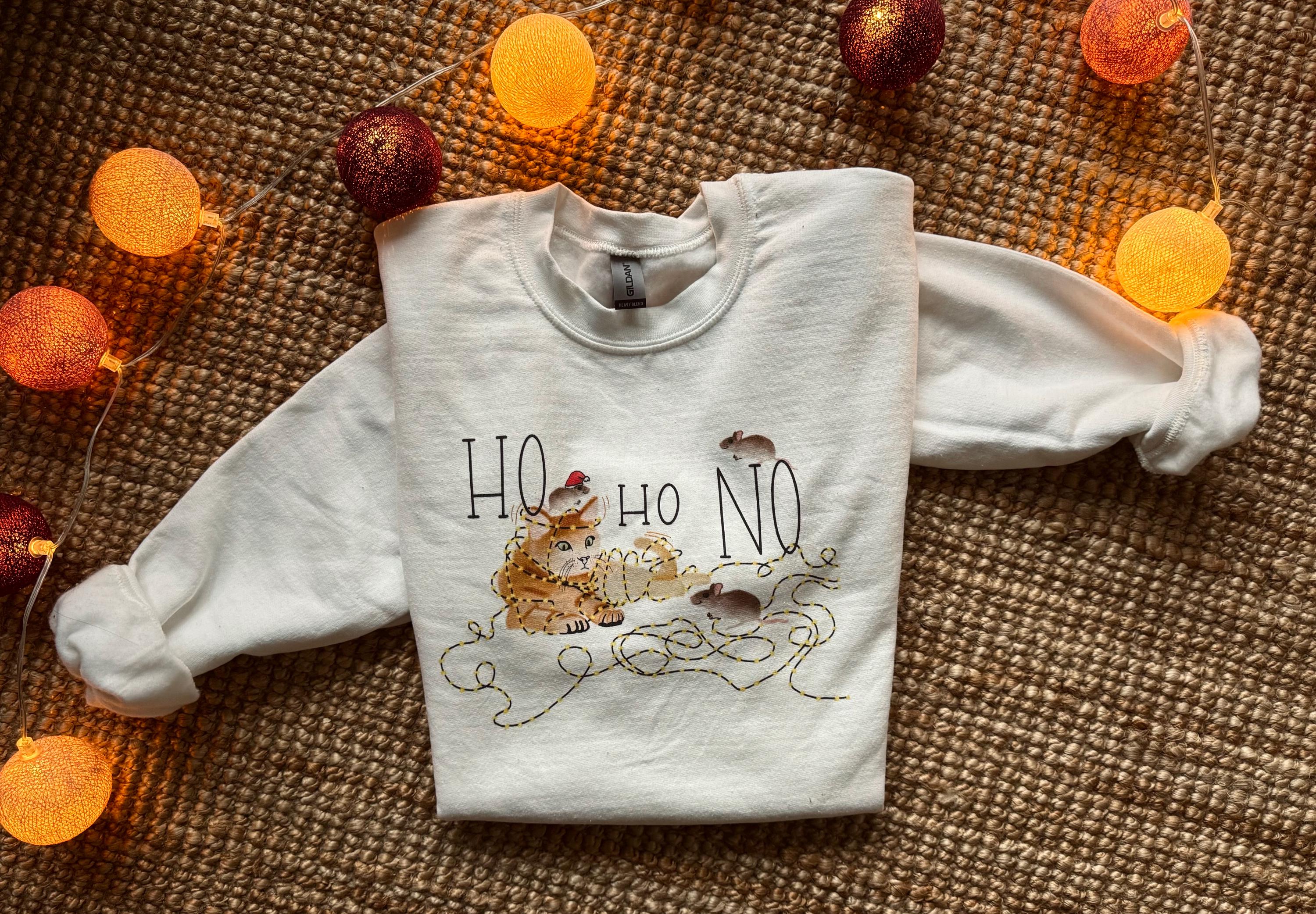 Cotton Christmas Sweater with Funny Cat and Mouse Illustration, Christmas Tree Sweater, Winter Sweater, Festive Jumper, Unique Christmas Clothing