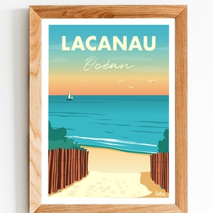 K&ouml;nnte beinhalten: Ein Vintage-Poster mit dem Text "Lacanau Oc&eacute;an" in gelben und wei&szlig;en Buchstaben. Das Poster zeigt eine Strandszene mit einem Segelboot in der Ferne, einem Sandstrand und einem Holzzaun, der zum Wasser f&uuml;hrt.