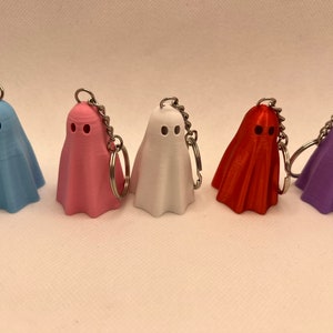 ZOU Ghost with Feet Keychain | 3D Printed Ghost