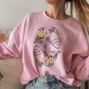 Pisces sweatshirt, Pisces gift, women&#39;s pullover, women&#39;s sweatshirt, Gifts for Pisces, zodiac sign, Pisces women