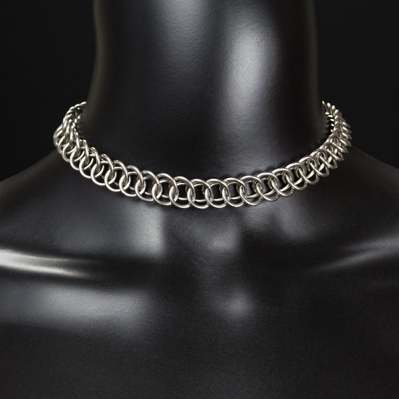 Half Persian chainmaille choker