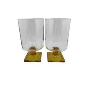 Federal Glass Mid-Century Wine Glasses – Nordic Topaz Pattern, 1950s Set of 2