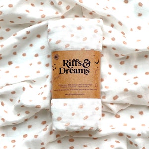 Organic Cotton Bamboo Muslin Swaddle Wrap - Hand Drawn Dots Print - Gender Neutral - Unisex - Baby Gift - Baby Blanket
