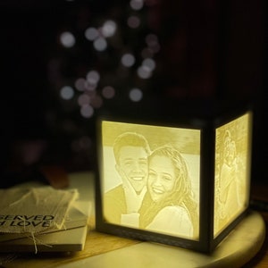 3D Printed Cube Lithophane Gift with Dimmer (Replaceable Panels)