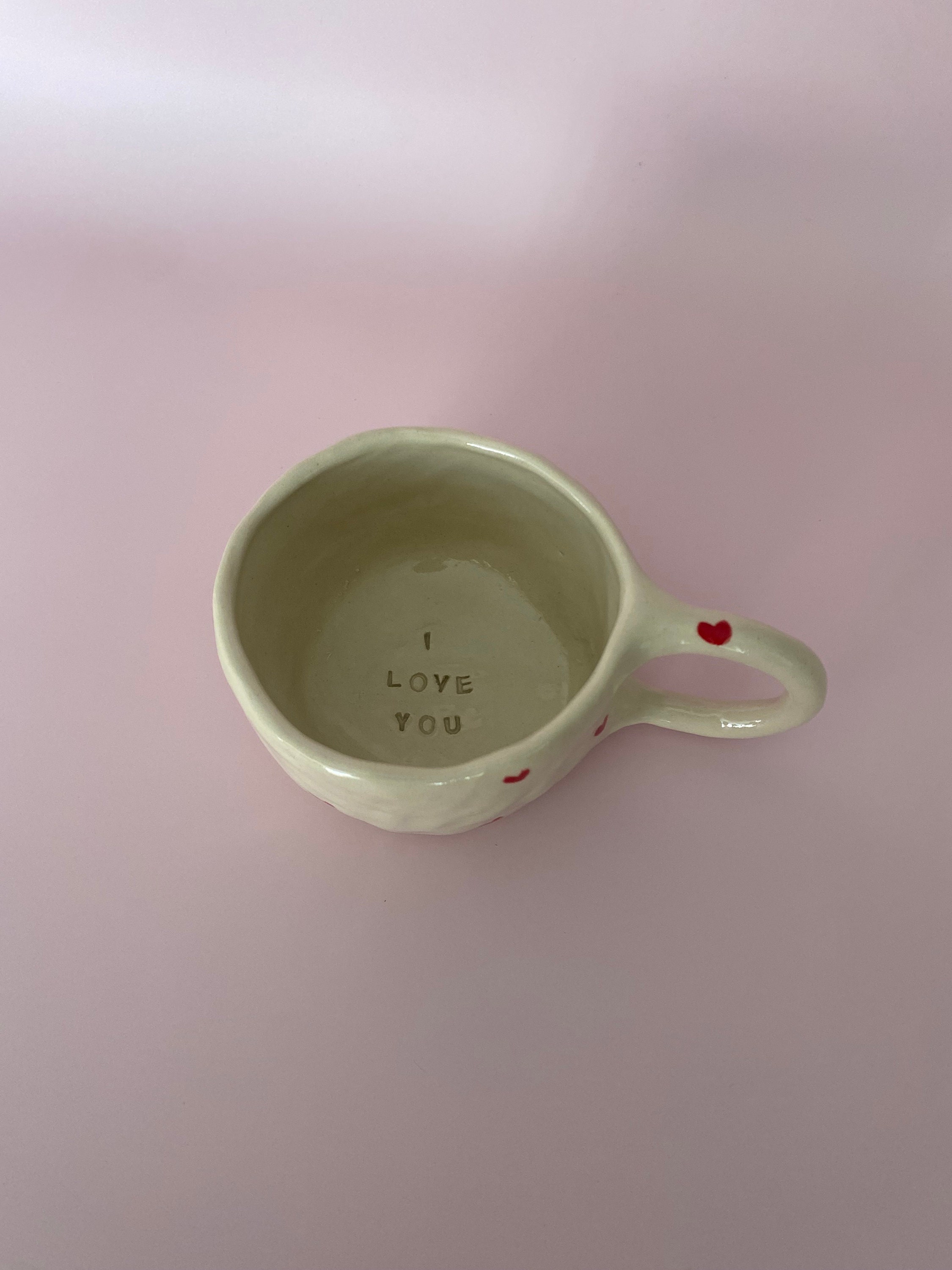 手作りの陶器の愛のマグカップ、かわいいマグカップ、パーソナライズ 