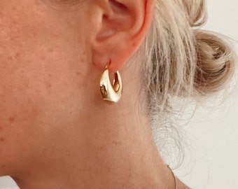 Gold Earrings Minimalist 18K Gold Plated Baby Curved Chubby Huggie Sleeper Hoop Earrings Christmas Gift For Her