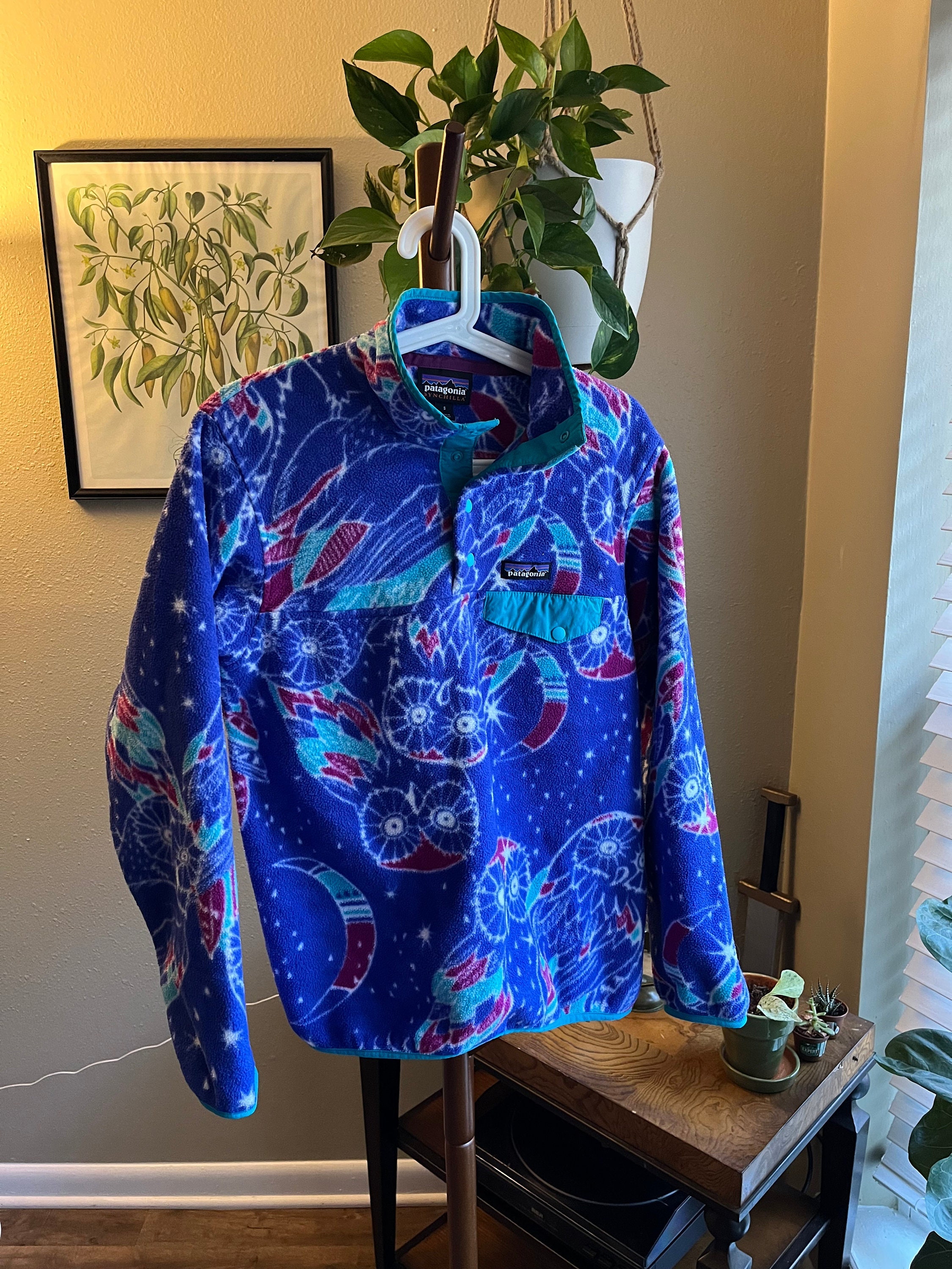 Patagonia owl synchilla top