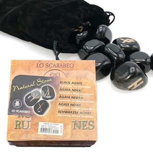 Black Agate Runes by Lo Scarabeo - NEW