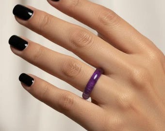 Natural Amethyst Mineral Solid Band Ring – Calming, Clarity, Intuition – Available in Half Sizes 5 - 10 – Gift Boxed Gemstone Band