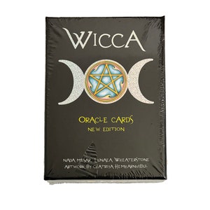 Wicca Oracle by Nada Mesar and Lunaea Weatherstone Artwork by Chatriya Hemharnivbul - NEW