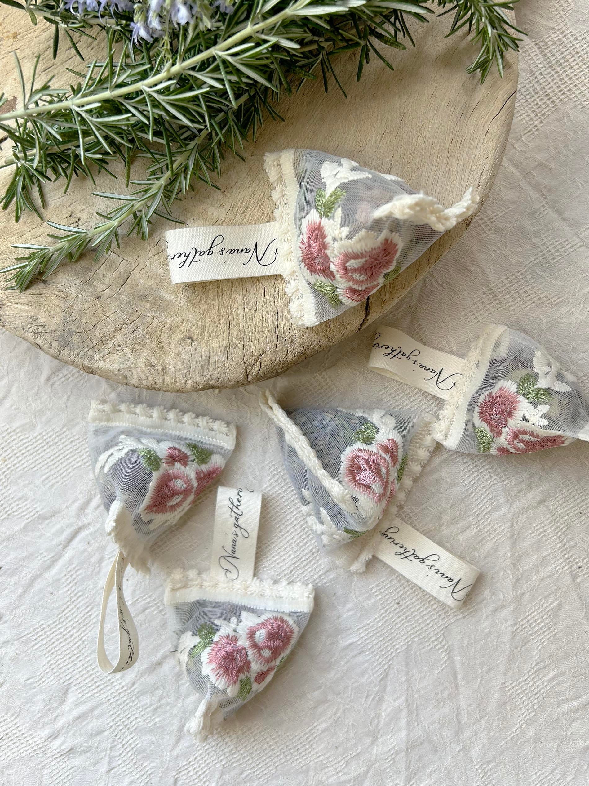 Handmade Floral Lace 3D Sachet for Wardrobe Space Fragrance - Etsy