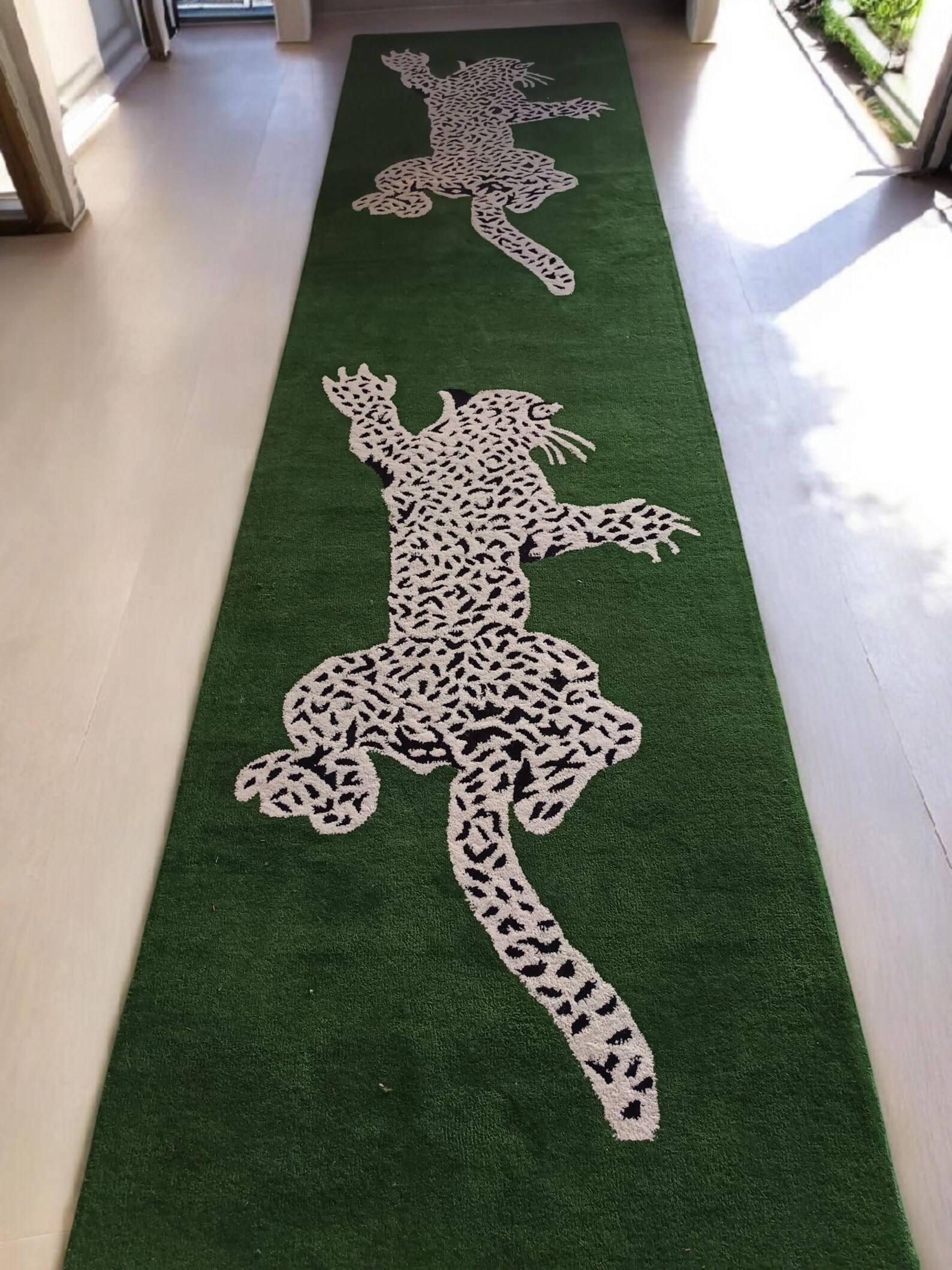 Hand Tufted Leopard Climbing Runner Rug 100% Woolen Area Rug Custom ...