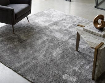Handgetufteter grauer Wollteppich, moderner minimalistischer Teppich, luxuriöser einfarbig grauer Teppich, handgefertigter Teppich nach Maß, Wohnzimmer-/Schlafzimmerteppich