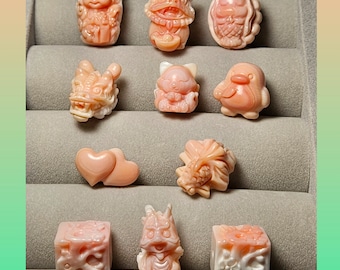 Natural AAA Carved Queen Conch Shell Beads