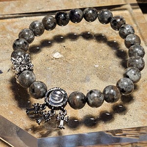 Natural 8mm Yooperlite UV Reactive Bracelet – Unique & Mystical Glow